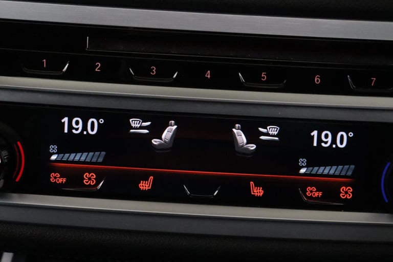 2022 BMW 7 Series 3.0 745Le 12kWh M Sport Auto xDrive Euro 6 (s/s) 4dr SALOON Petrol/Electric Hyb...