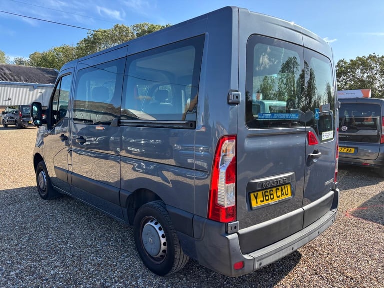RENAULT MASTER WAV WHEELCHAIR ACCESSIBLE VEHICLE 2.3 FWD SL28 dCi 110 Business