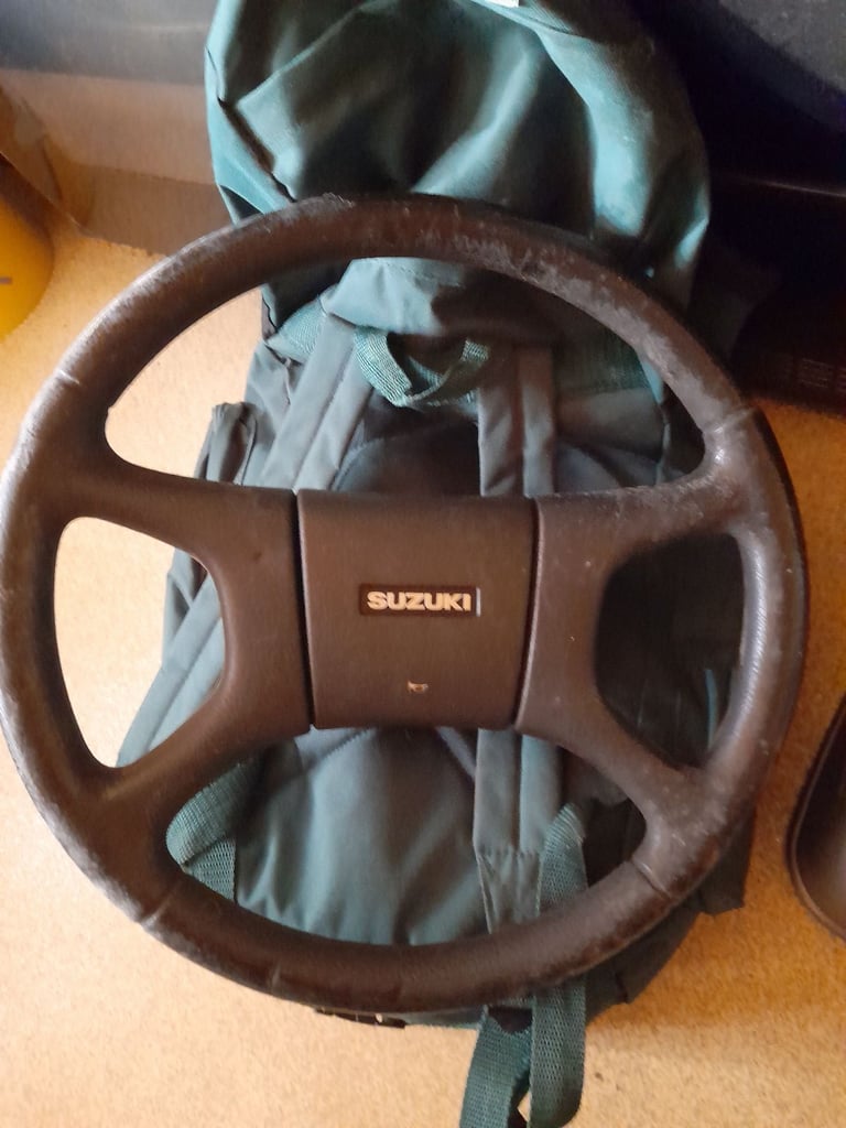 Steering wheel 