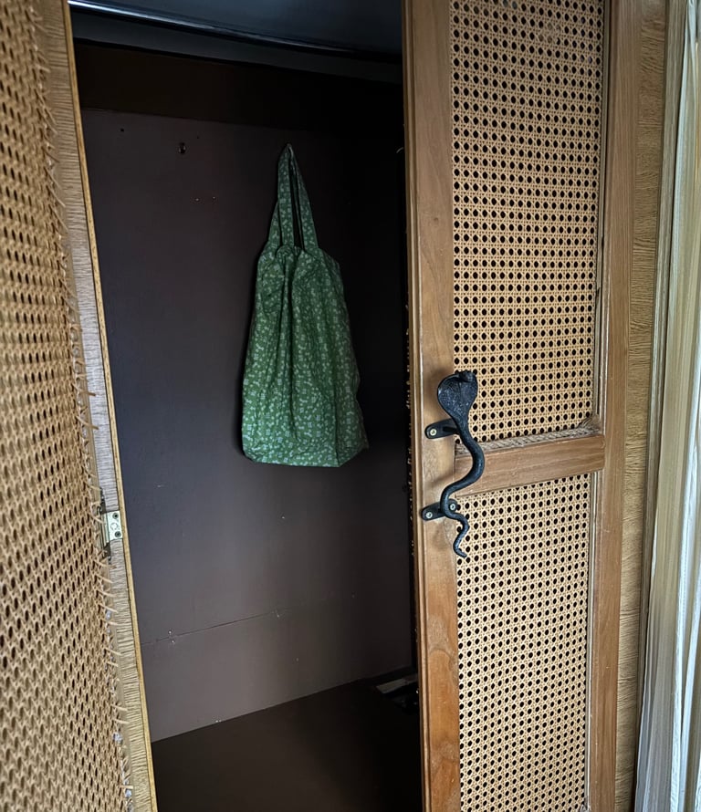 Dodge 50 motorhome, automatic, perkins 4-cylinder 4.0l engine