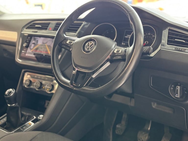 2019 69 VOLKSWAGEN TIGUAN 1.5 TSI EVO MATCH SUV 5DR PETROL MANUAL EURO 6 (S/S) (