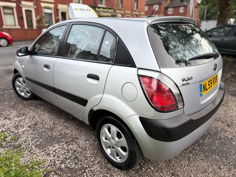 2009 Kia Rio 1.4 Chill 5dr HATCHBACK Petrol Manual