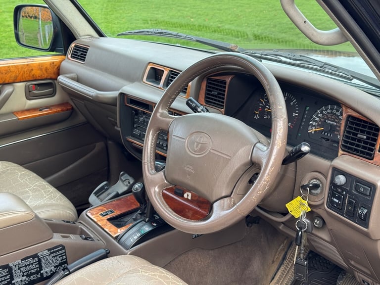 TOYOYA LAND CRUISER AMAZON VX 4.5 24 VALVE PETROL 4X4 1996 [P] GREEN