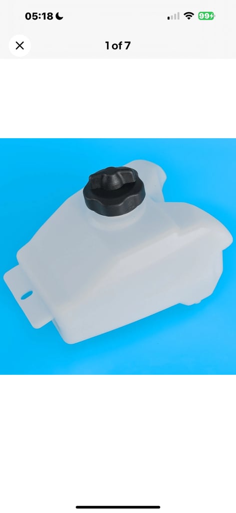 Mercury 3.3hp outboard motor short shaft boat engine. Runs and pumps water 