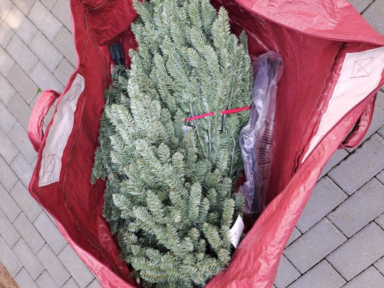 7 ft Christmas Tree