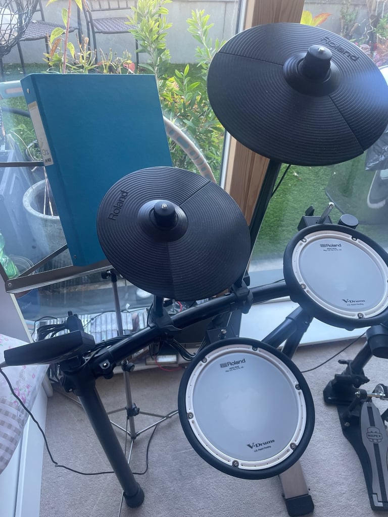 Roland TD1 DMK - Mesh electronic drums