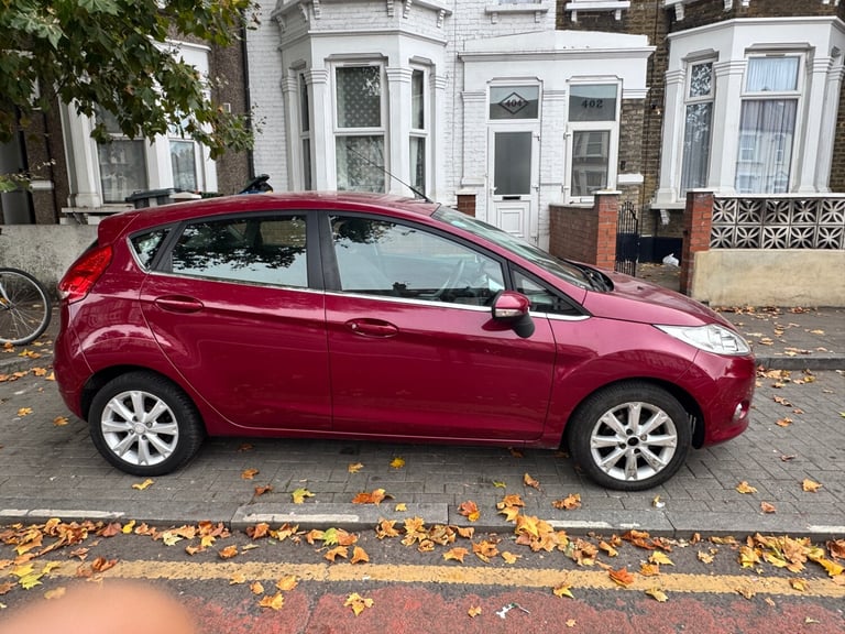 2010 Ford Fiesta 1.25 Zetec 5dr [82] HATCHBACK Petrol Manual