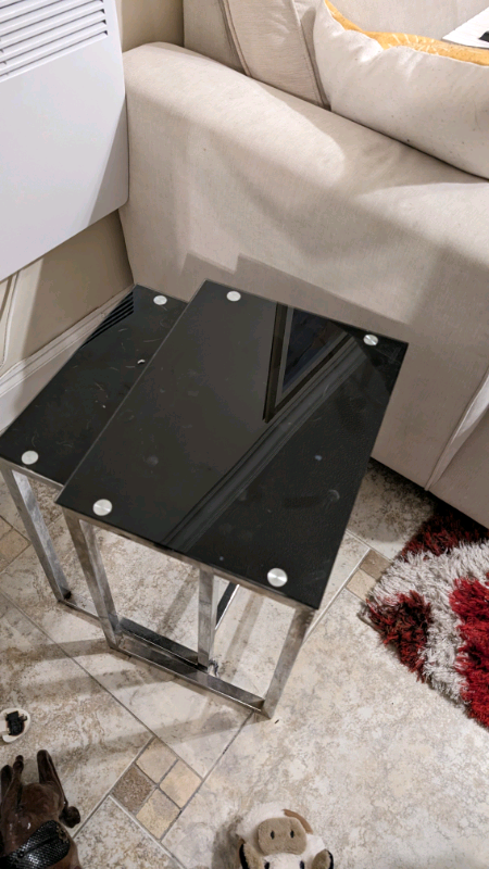 Nest of Three Coffee Tables for Living Room - Black glass