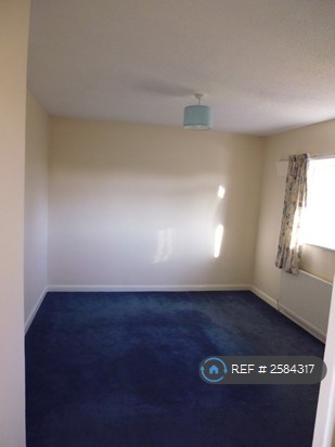3 bedroom house in The Close, Evesham, WR11 (3 bed) (#2584317)