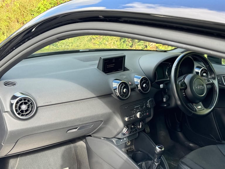 2011 Audi A1 1.6 TDI S line Euro 5 (s/s) 3dr HATCHBACK Diesel Manual