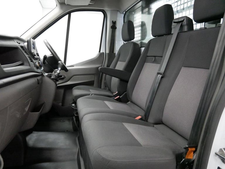 72 FORD TRANSIT 350 RWD 2.0 EBL 170 BHP L2 MEDIUM LEADER DRW TIPPER ( AIR CON )