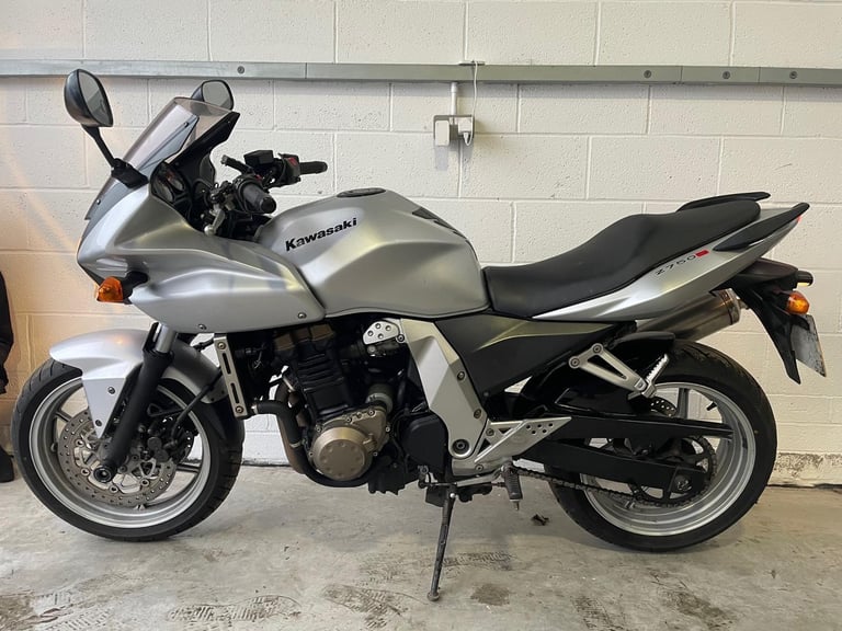 2007 - KAWASAKI Z750 Z 750 - ZR750 K6F - 12 MONTHS MOT - VERY CLEAN 