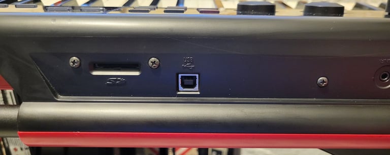 Korg Kross - 61 (original model), with original Korg Gig Bag. FREE UK Shipping available