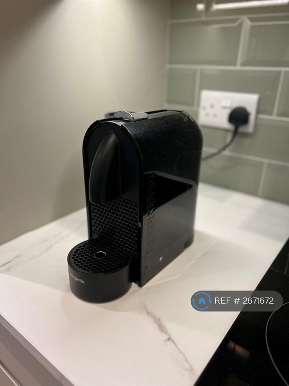 1 bedroom flat in Redfern Close, Cambridge, CB4 (1 bed) (#2671672)