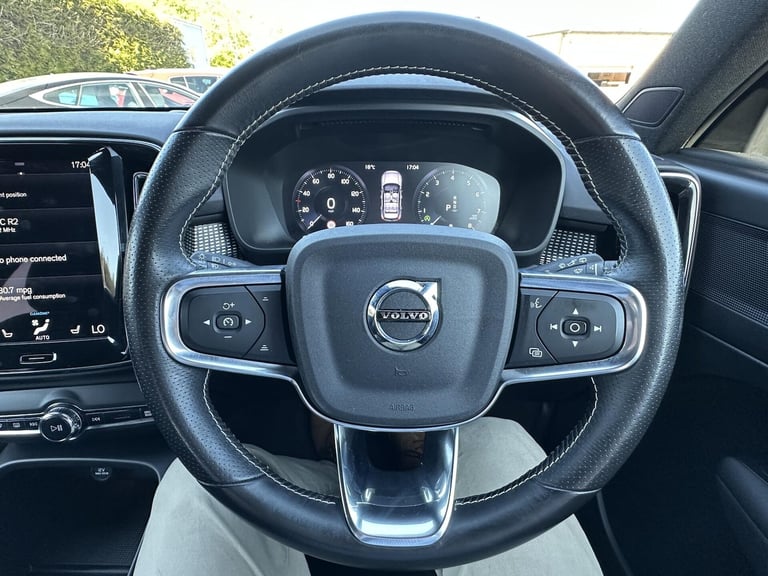 2020 Volvo XC40 2.0 B5 MHEV R-Design Pro SUV 5dr Petrol Hybrid Auto AWD Euro 6 (s/s) (250 p SUV H...