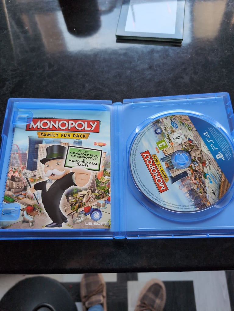 PS4 Monopoly Family Fun Pack