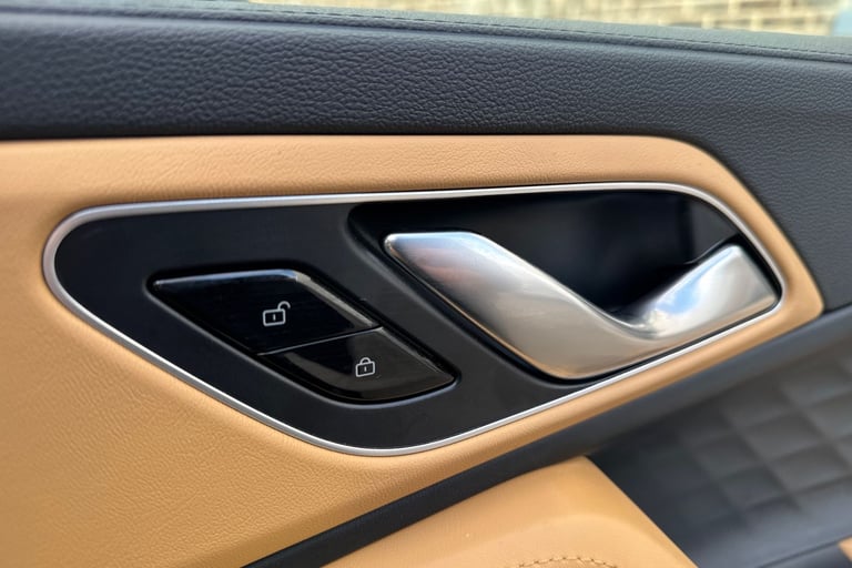 2024 MG MG HS 106290 Hatchback Petrol Manual