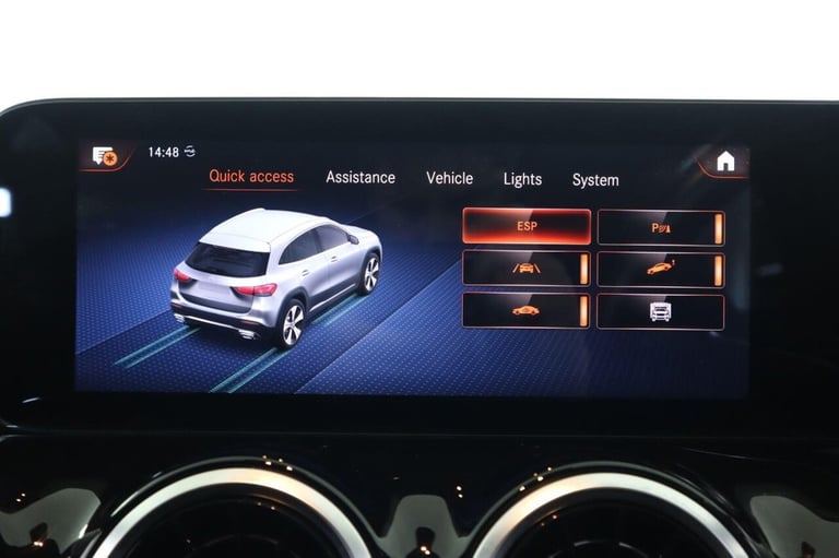 2021 Mercedes-Benz GLA 1.3 GLA180 AMG Line (Executive) 7G-DCT Euro 6 (s/s) 5dr HATCHBACK Petrol A...