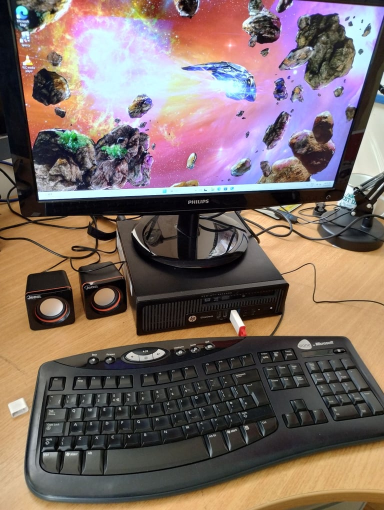 HP EliteDesk PC. Windows 11, MS OFFICE,  i5, 8GB RAM, 128GB SSD + 320GB HDD, 24 inch monitor.