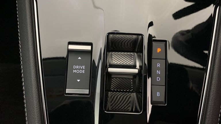 2023 Vauxhall Grandland 1.6 14.2kWh GSe SUV 5dr Petrol Plug-in Hybrid Auto AWD Euro 6 (s/s) (300 ...