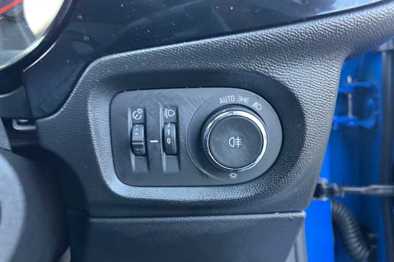 2023 Vauxhall Corsa 1.2i (75 PS) Design 5 Door Petrol Hatchback Hatchback Petrol Manual