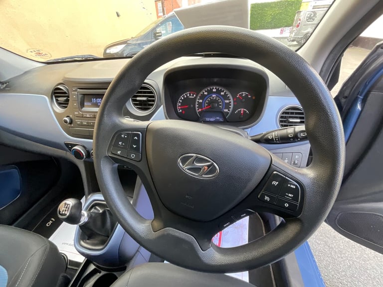 2015 Hyundai i10 1.0 SE 5dr HATCHBACK Petrol Manual