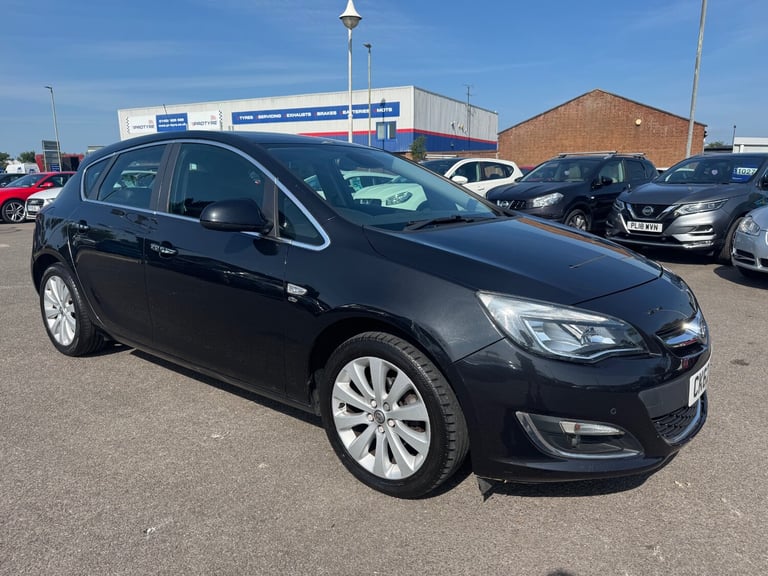 image for 2012 Vauxhall Astra 1.6i 16V Elite 5dr ++ LEATHER / ULEZ / 12 MONTHS MOT ++ HATCHBACK Petrol Manual
