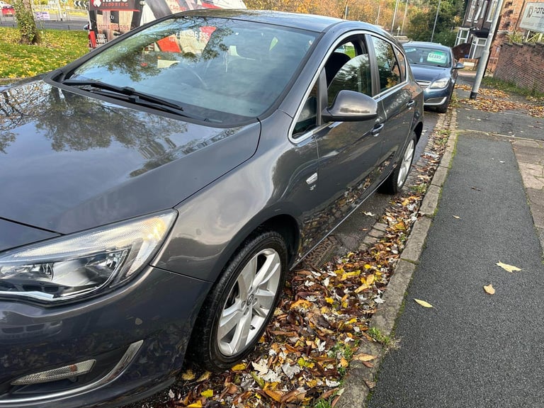 Vauxhall Astra 1.4 SRI! Low Mileage! With Full Service History!