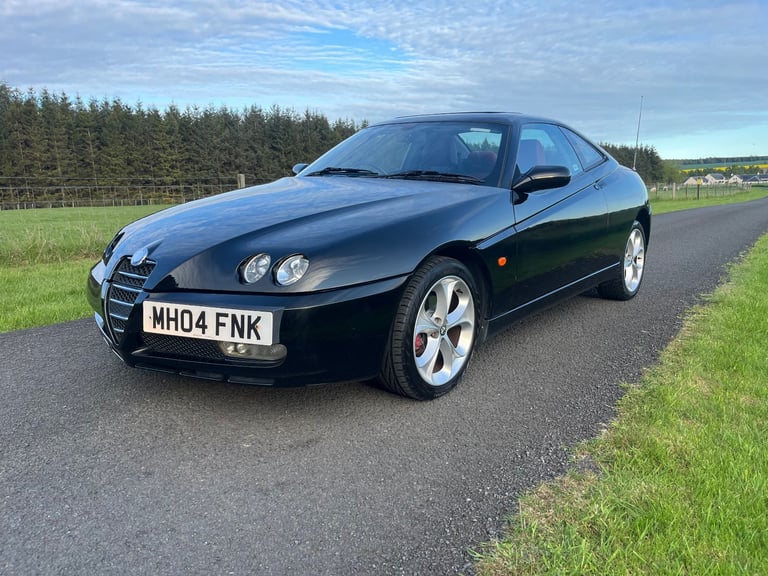 Alfa Romeo GTV 2.0 JTS coupe , RARE COLLECTABLE ITALIAN COUPE,LOW MILES 65k STUNNING CAR !