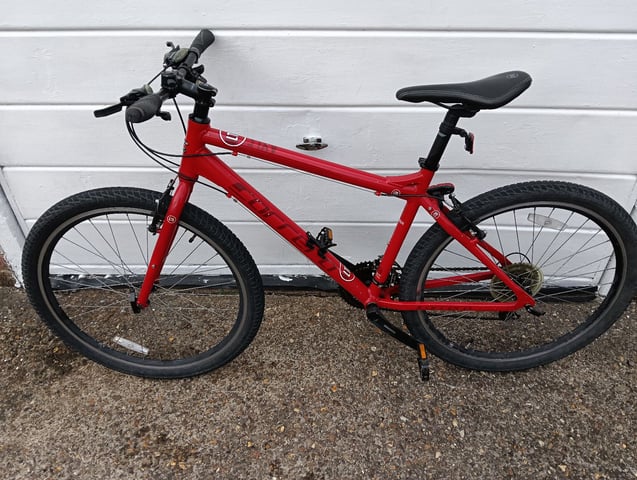 Carrera axle limited edition mountain bike, really nice bike