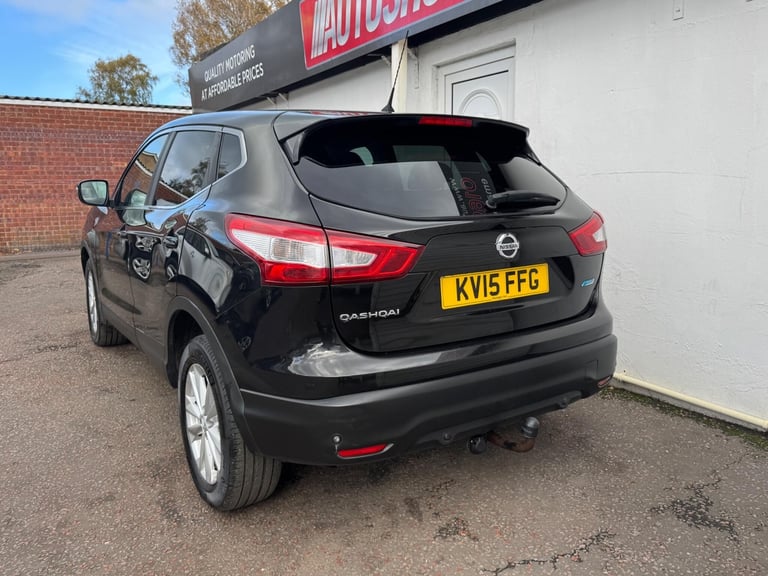 2015 Nissan Qashqai 1.5 dCi Acenta+ 2WD Euro 5 (s/s) 5dr HATCHBACK Diesel Manual
