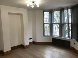 Top Floor Two Bedroom Apartment Morlais Street Roath Park Cardiff (Unfurnished)