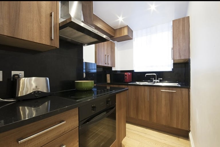 Bayswater - W2 One Bedroom Apartment Short Term Lets £1827 per week 