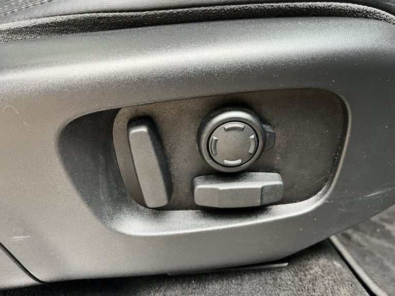 LAND ROVER DISCOVERY SPORT 2.0 D180 MHEV HSE 2020