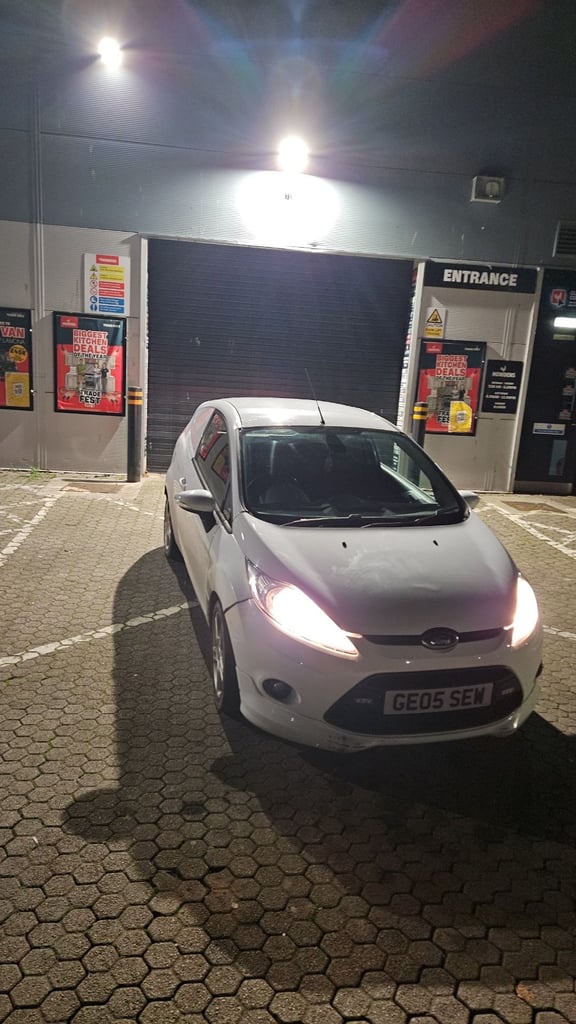 Ford, FIESTA, Car Derived Van, 2010, Manual, 1560 (cc)