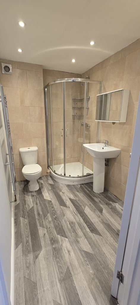 1 Bed Flat – Newly Refurbished | £1,600 PCM (Bills Included, Excluding Council Tax)