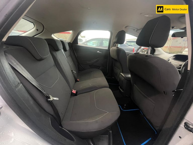 2015 Ford Focus 1.5 TDCi Zetec Hatchback 5dr Diesel Manual Euro 6 (s/s) (120 ps) Hatchback Diesel...