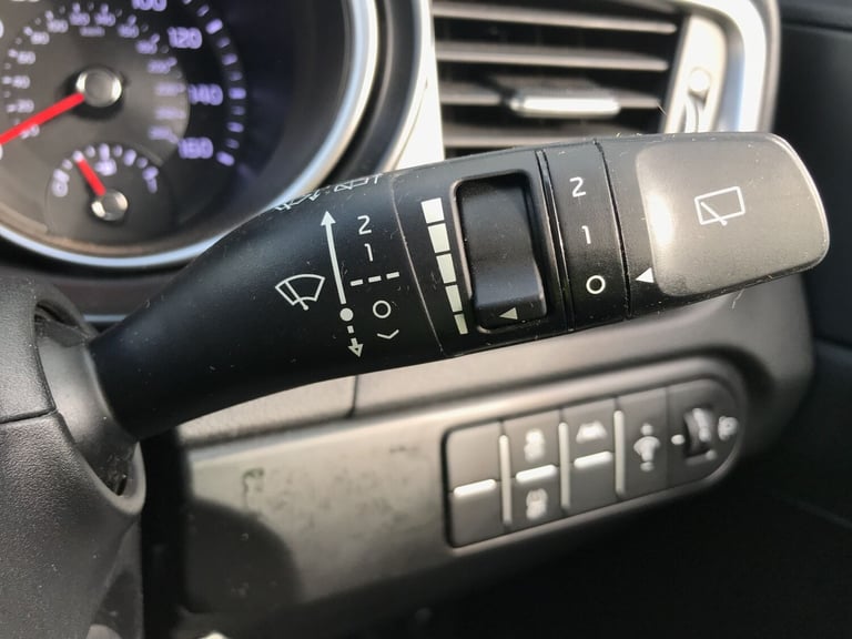 2023 Kia Ceed 1.5T Gdi Isg 2 5Dr Hatchback Petrol Manual