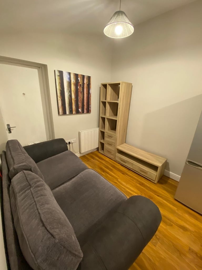 1 Bedroom detached property ALL bills included FULLY furnished and just been renovated Birmingham