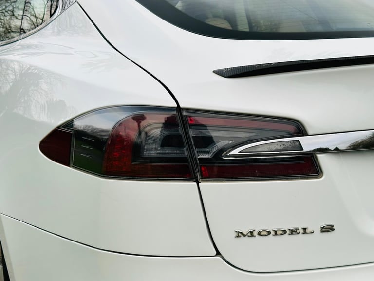 2014 Tesla Model S 85 Auto 5dr HATCHBACK Electric Automatic