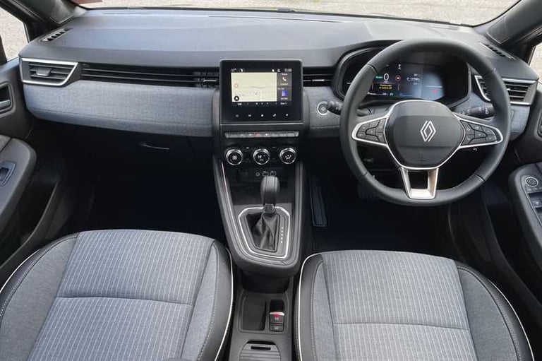 2025 Renault Clio 1.6 E-TECH techno Hatchback 5dr Petrol Hybrid Auto Euro 6 (s/s) (145 ps) Hatchb...