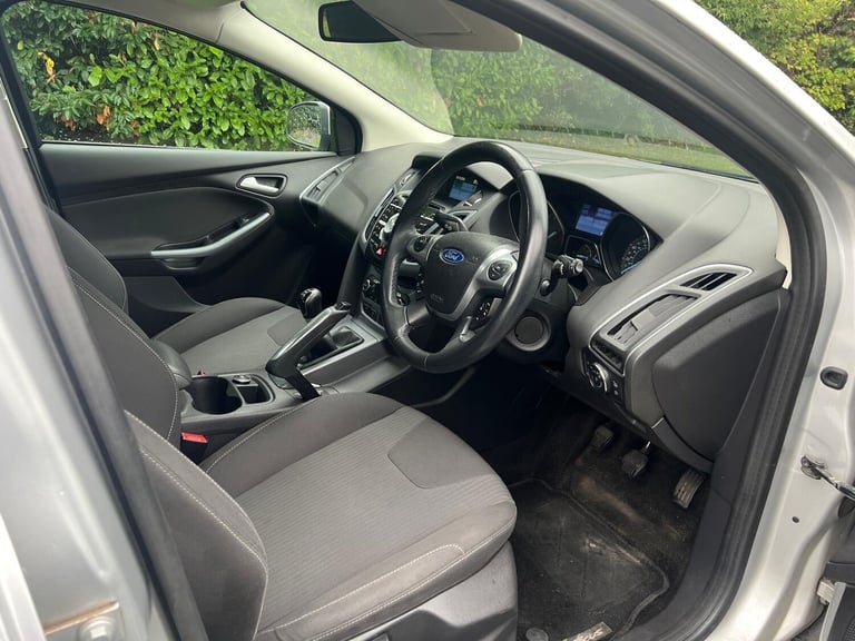 2011 Ford Focus 1.6 125 Titanium 5dr, ULEZ HPI, 2 Owner HATCHBACK Petrol Manual