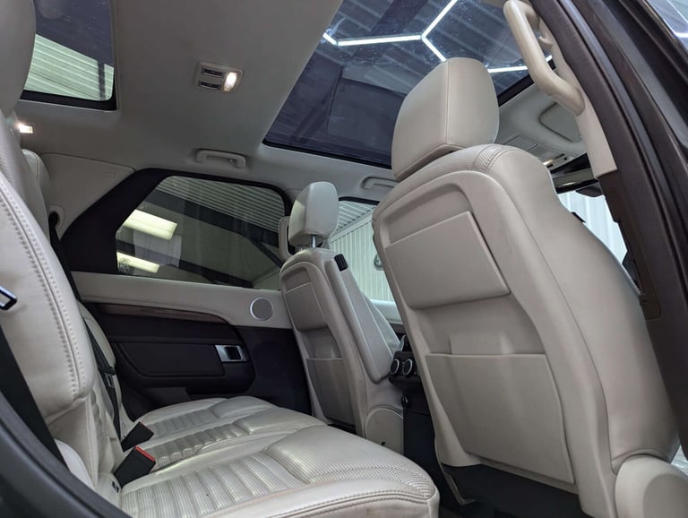 2017 Land Rover Discovery 2.0 Discovery HSE SD4 Auto 4WD 5dr SUV Diesel Automatic