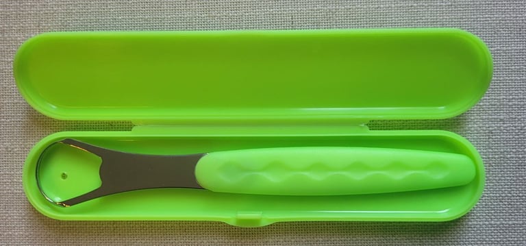 image for Tongue scraper with matching travel case