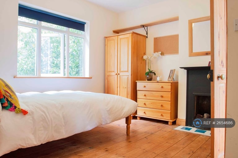 7 bedroom house in Earlham Road, Norwich, NR4 (7 bed) (#2654686)