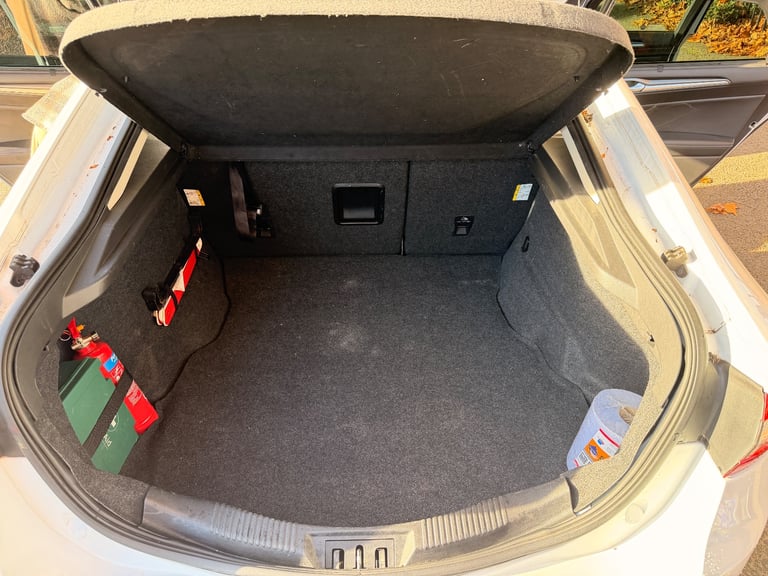 Ford, MONDEO, Hatchback, 2015, Semi-Auto, 1997 (cc), 5 doors