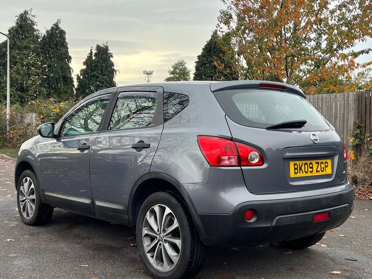 2009 Nissan Qashqai 1.5 dCi Visia 5dr HATCHBACK Diesel Manual