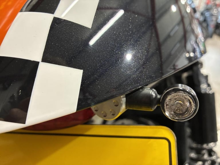 Triumph Thruxton in Davida colours by 8 ball paintworks for sale Chesterfield