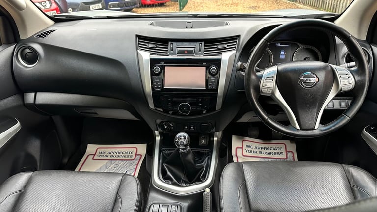 2016 Nissan Navara Double Cab Pick Up Tekna 2.3dCi 190 4WD PICK UP DIESEL Manual