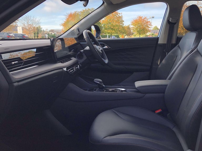 2025 MG MG HS 1.5 Hybrid+ Trophy Auto Euro 6 (s/s) 5dr ESTATE Petrol/Electric Hybrid Automatic